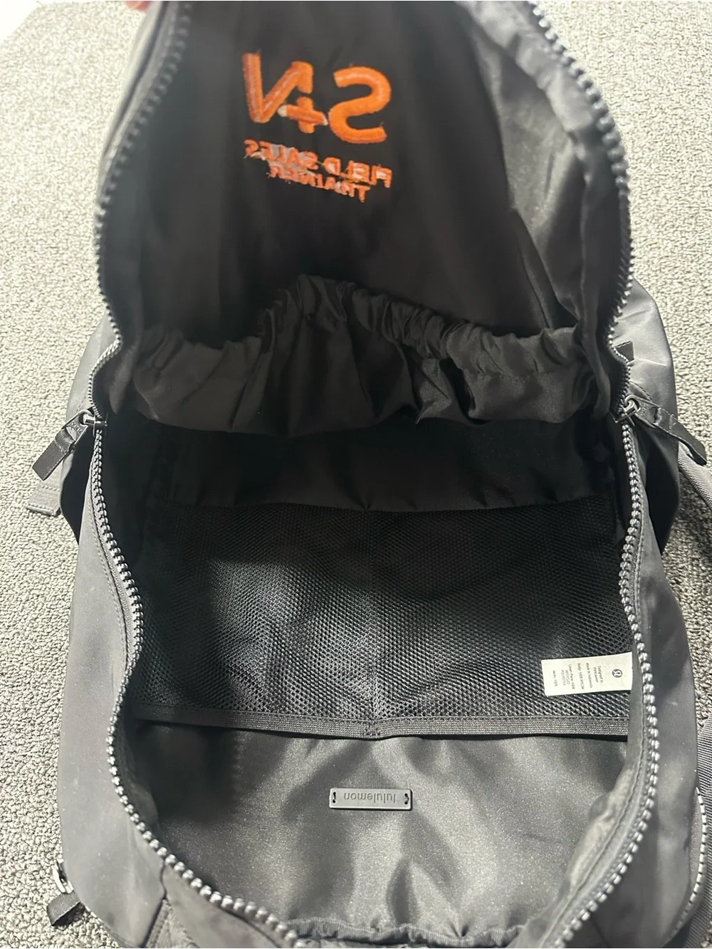 Lululemon Everyday Backpack 2.0 23L Black Travel Bottle Pocket Luggage Sleeve